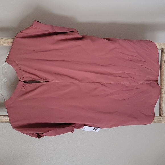 New SO Blouse (Jrs) - Picture 2 of 4